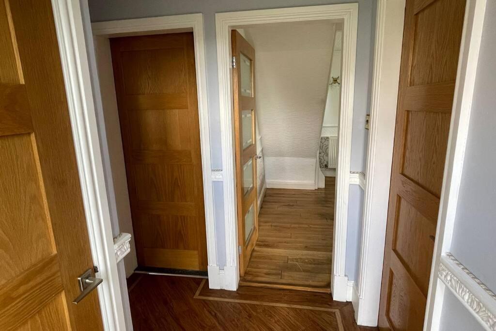 Detached Bungalow II Big Garden II Pet Friendly Villa Hednesford Exterior photo