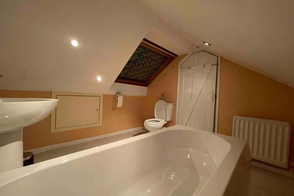 Detached Bungalow II Big Garden II Pet Friendly Villa Hednesford Exterior photo